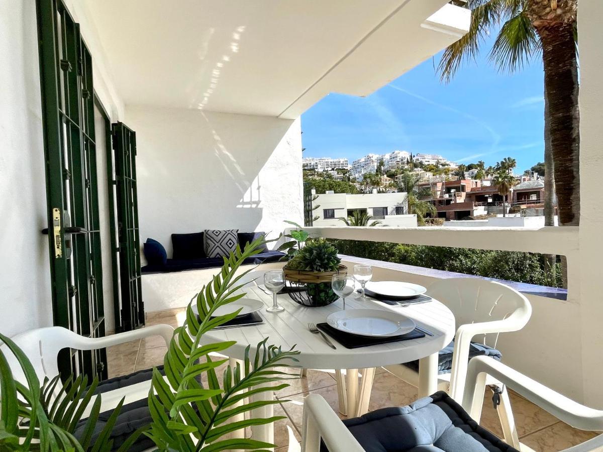 Riviera By The Beach 2 Bedroom Apartment Sitio de Calahonda Exterior photo