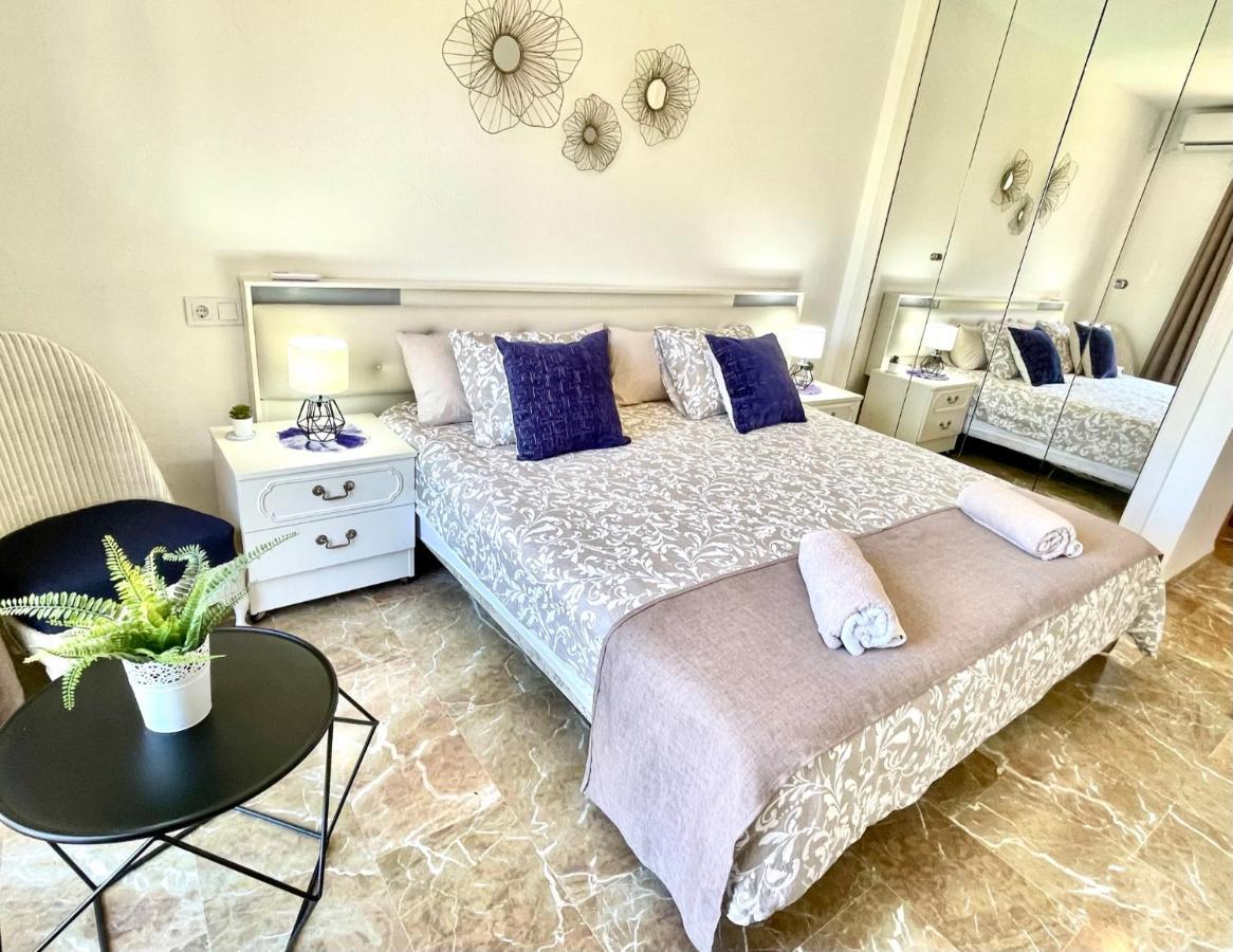 Riviera By The Beach 2 Bedroom Apartment Sitio de Calahonda Exterior photo