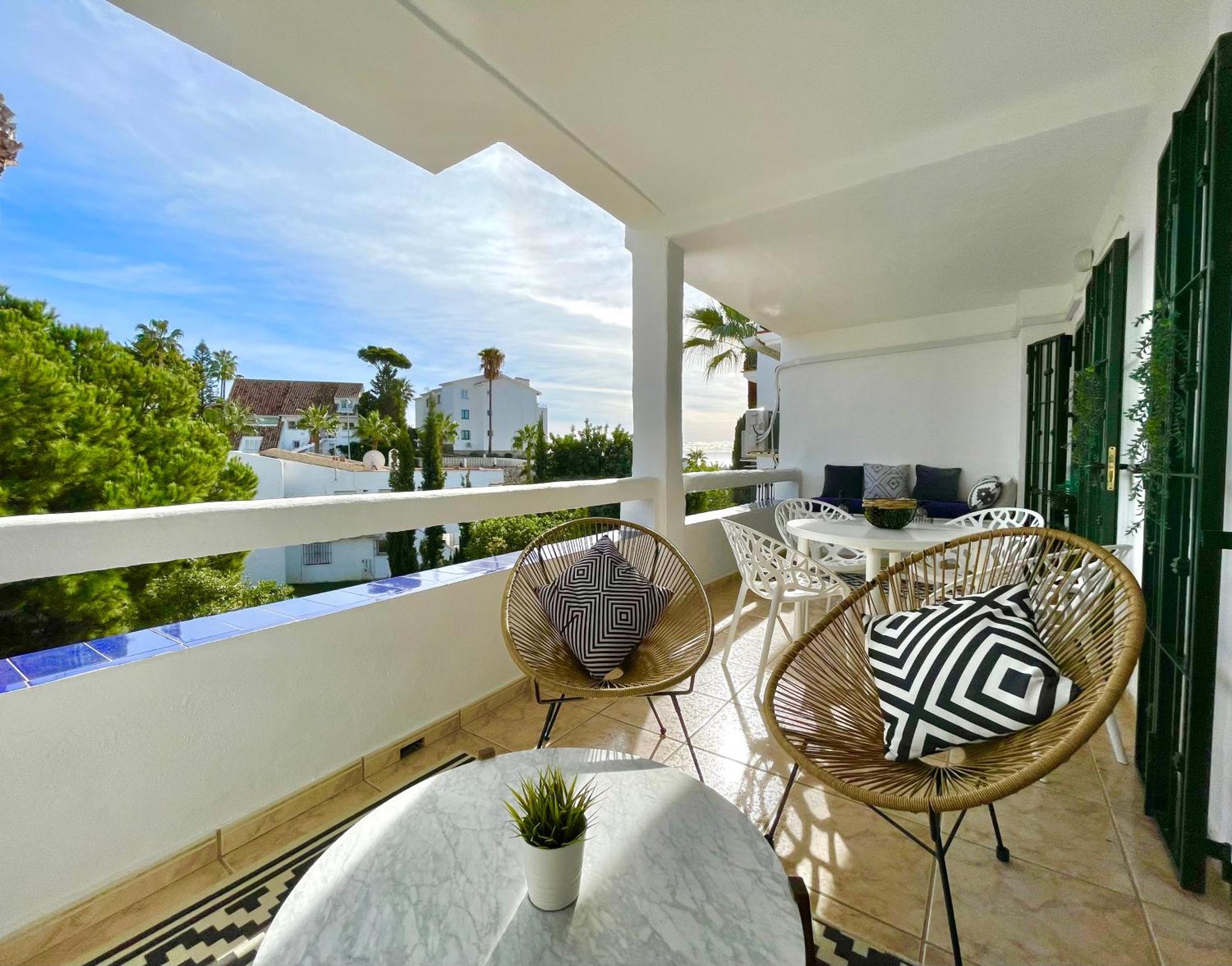Riviera By The Beach 2 Bedroom Apartment Sitio de Calahonda Exterior photo