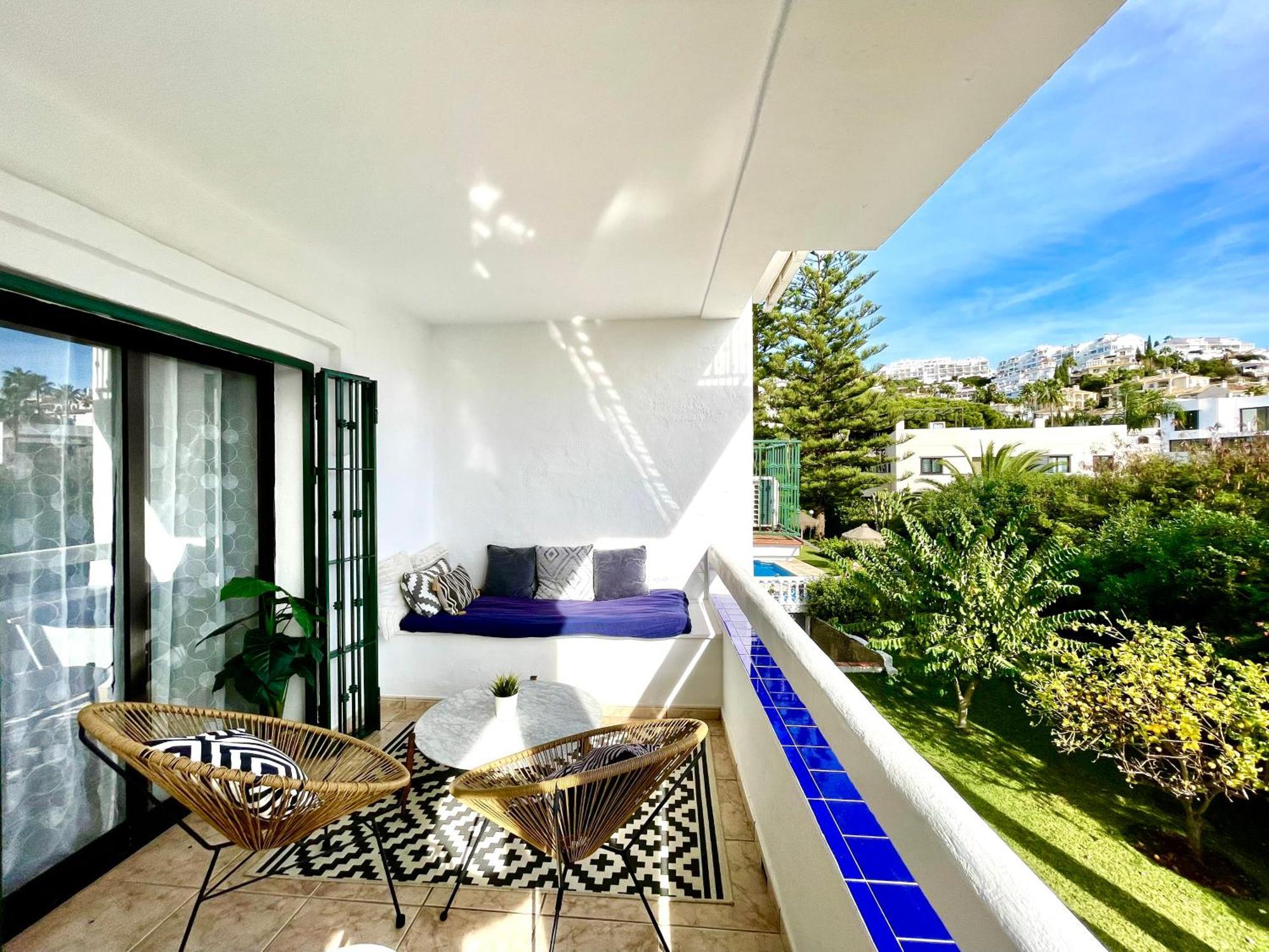 Riviera By The Beach 2 Bedroom Apartment Sitio de Calahonda Exterior photo